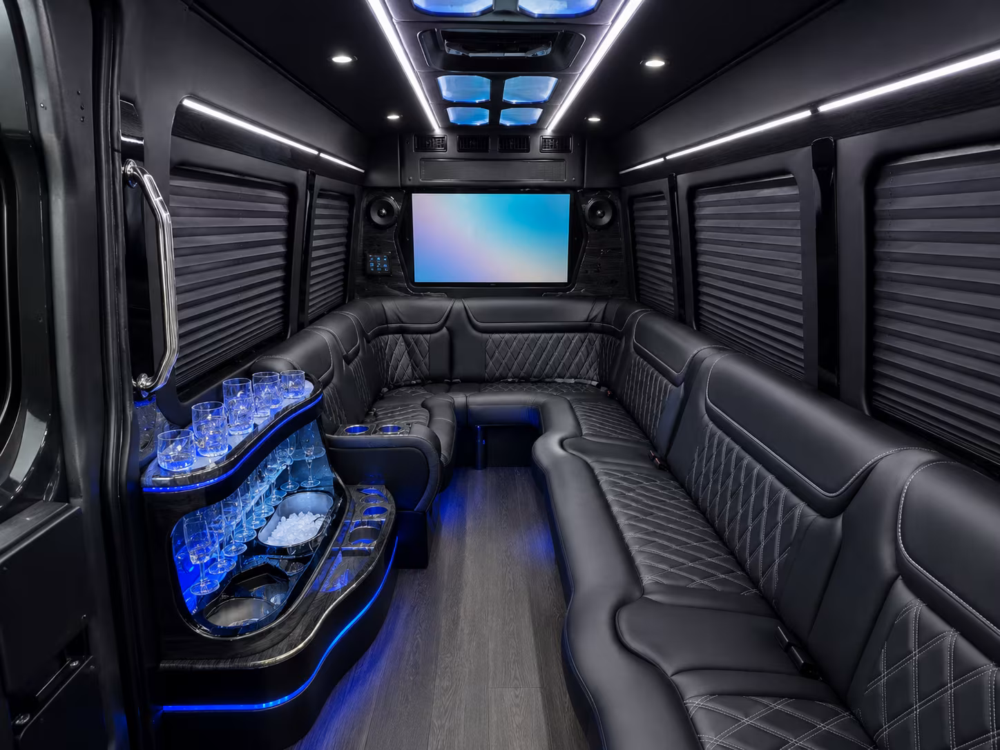 get your group to dfw airport and beyond with one bus