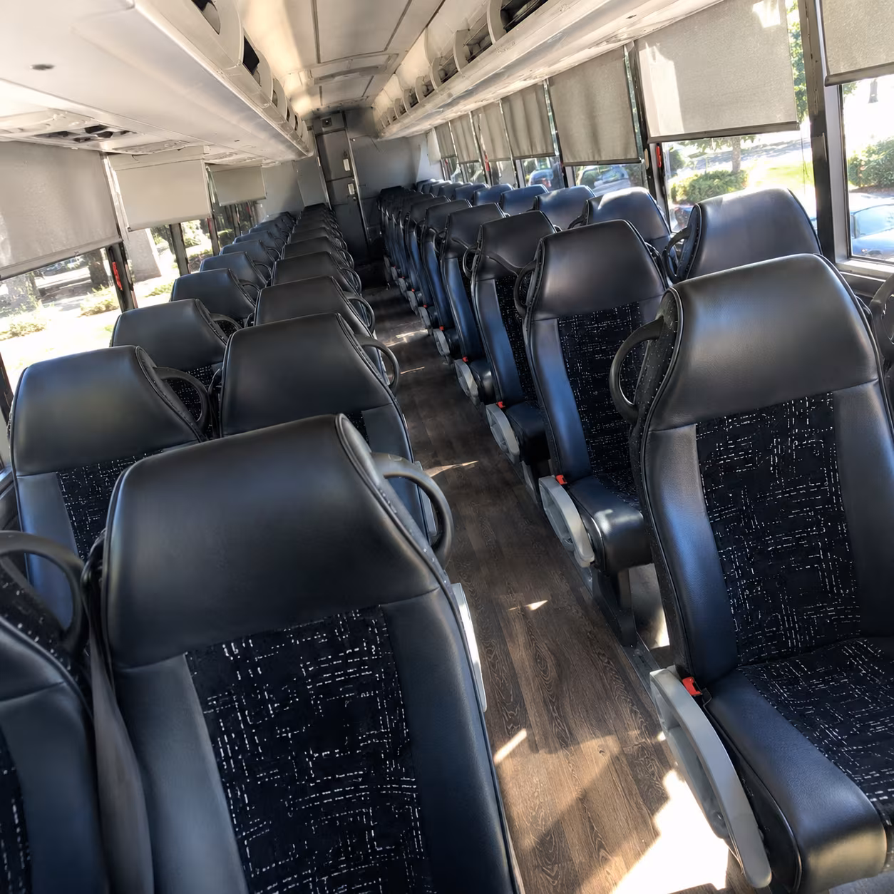 grapevine book charter bus rentals for corporate travel in grapevine
