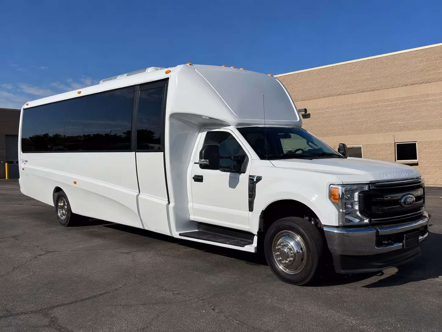 hurst rent a shuttle bus for your hurst employees