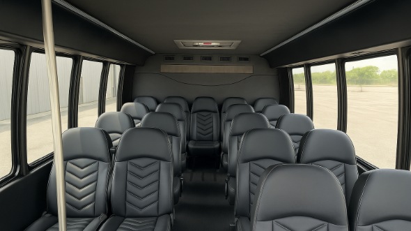 bedford 28 passenger minibus